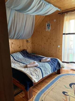 Гостевой дом Sadyba Bliznuky Ворохта Улучшенный номер с кроватью размера «king-size»-4
